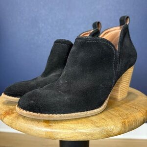 Jeffrey Campbell Rosalee Black Suede Ankle Booties | Size 9